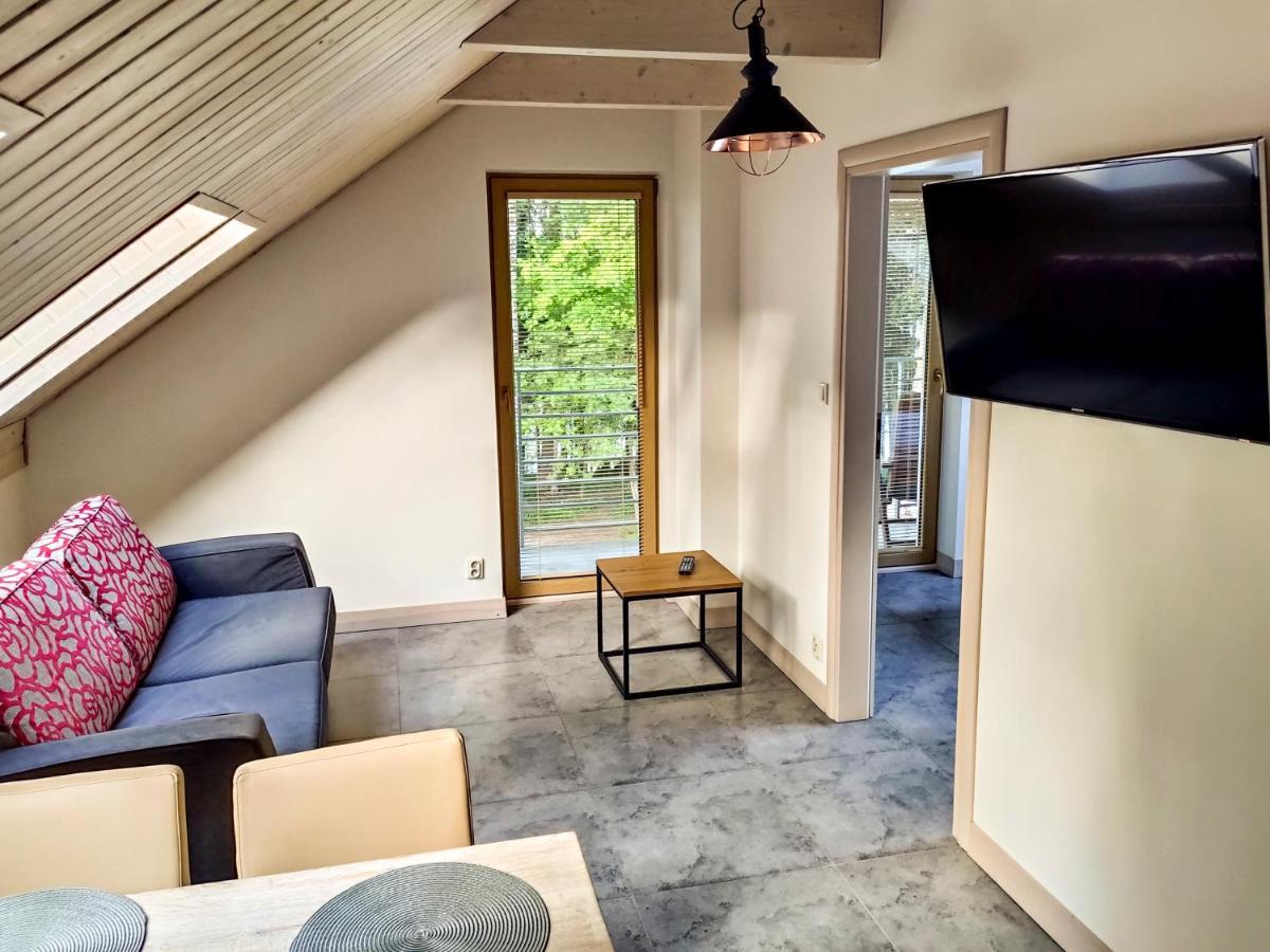 Mazursko - Komfortowe Apartamenty Nad Jeziorem, Sauna, Kominki Na Parterze Kretowiny Exterior photo