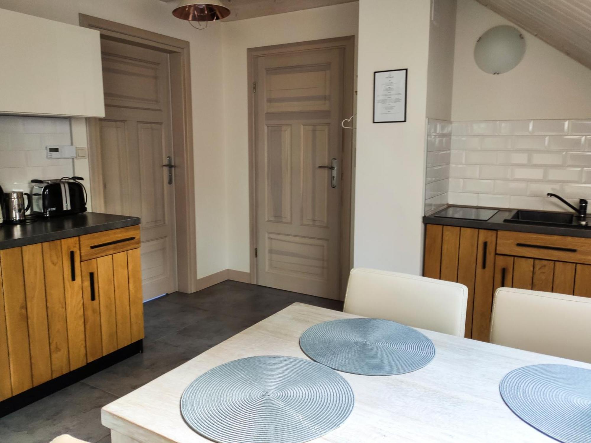 Mazursko - Komfortowe Apartamenty Nad Jeziorem, Sauna, Kominki Na Parterze Kretowiny Room photo