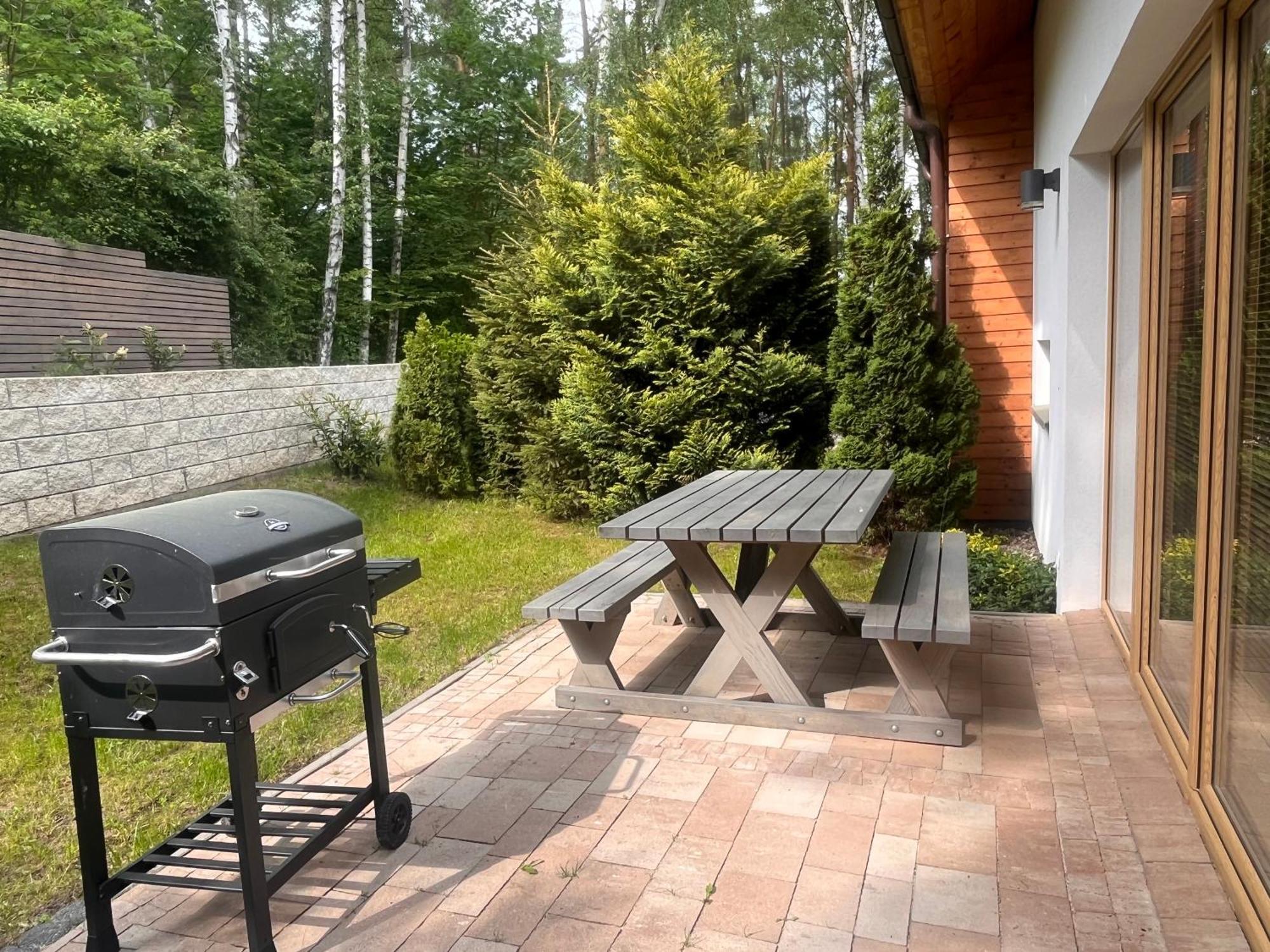 Mazursko - Komfortowe Apartamenty Nad Jeziorem, Sauna, Kominki Na Parterze Kretowiny Exterior photo